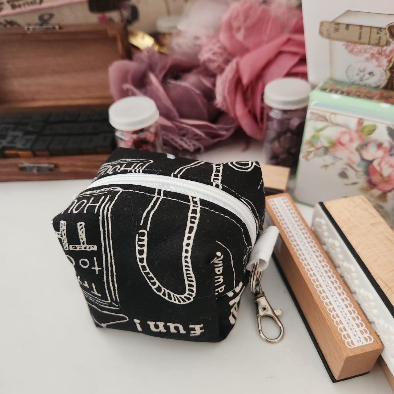 Black Beauty Fabric Cube Pouch