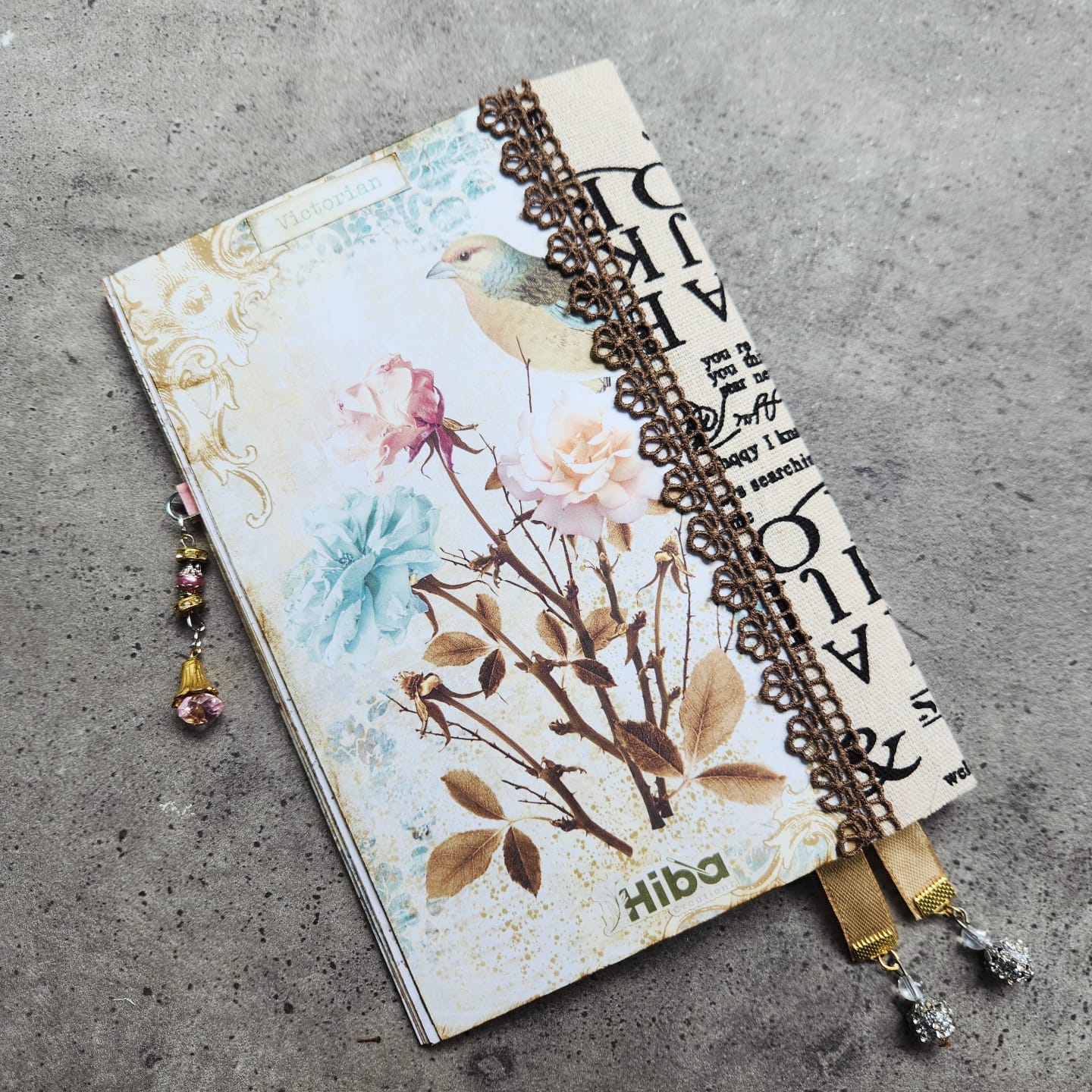 PAPILLON FLORAL SCRAPBOOK