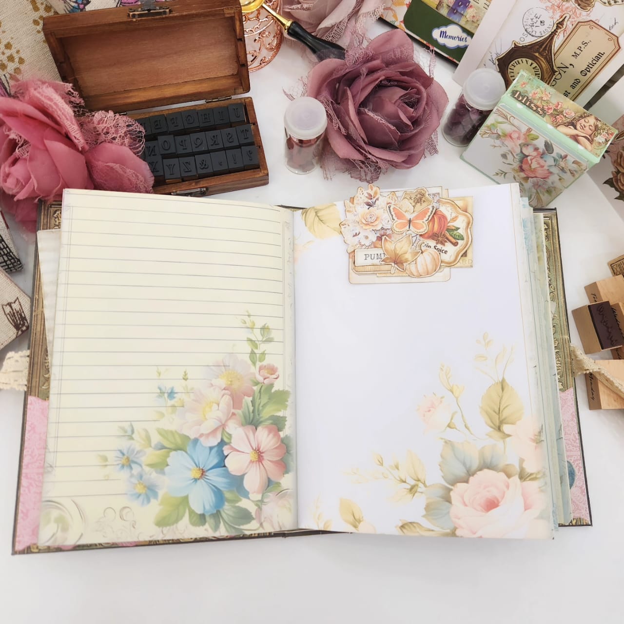 Black Floral Scrapbook - Elegance in every detail - Image 5
