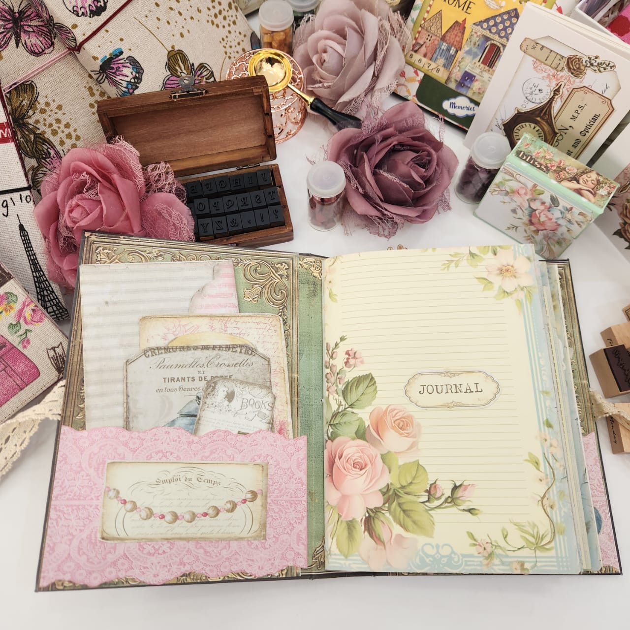 Black Floral Scrapbook - Elegance in every detail - Image 2