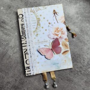 Papillon Floral Scrapbook